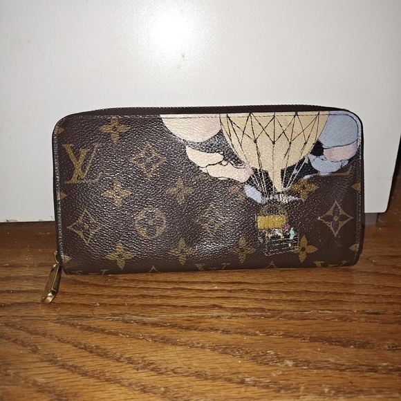 Louis Vuitton Handbags - Louis Vuitton Ltd Edition Monogram Illustre Long Zippy Wallet